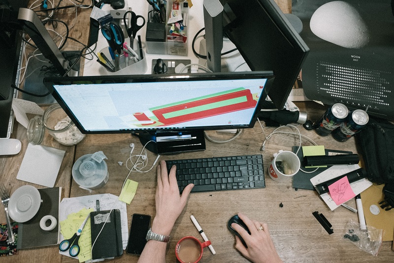 How to Avoid Distractions at Workplace